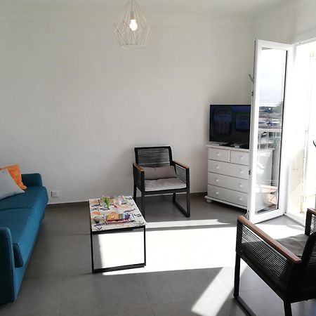 Superbe Appartement Avec Vue Sur Mer Et Port, Parking Prive Saint-Pierre-la-Mer  Zewnętrze zdjęcie