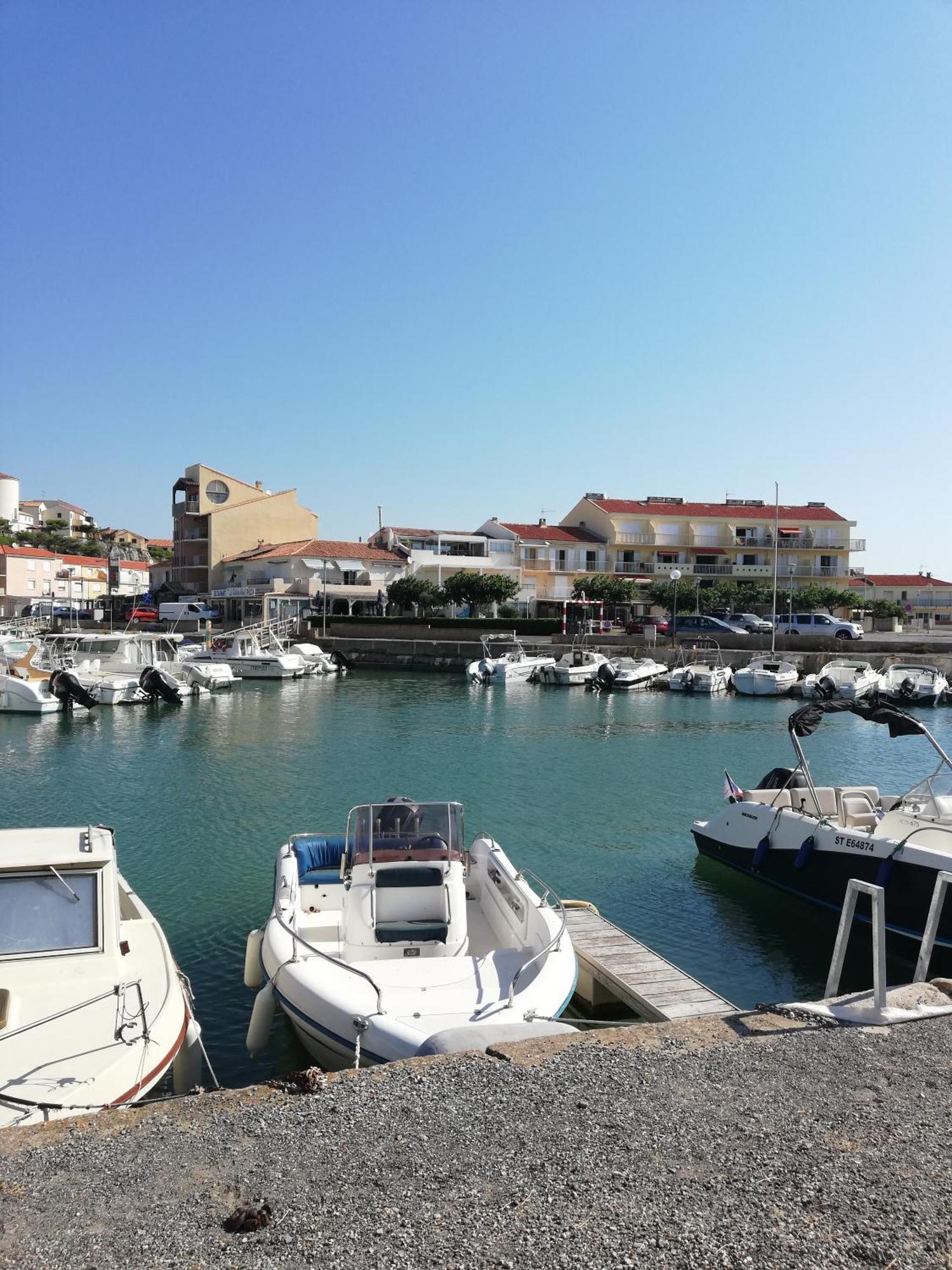Superbe Appartement Avec Vue Sur Mer Et Port, Parking Prive Saint-Pierre-la-Mer  Zewnętrze zdjęcie