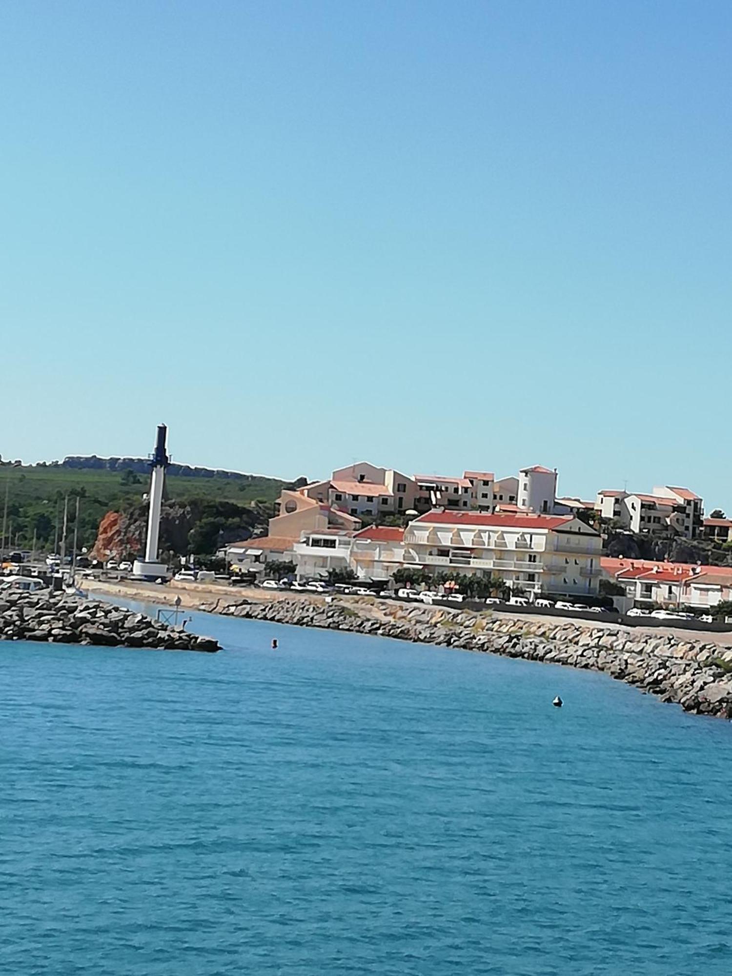 Superbe Appartement Avec Vue Sur Mer Et Port, Parking Prive Saint-Pierre-la-Mer  Zewnętrze zdjęcie